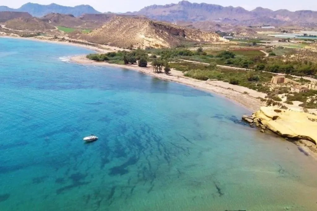 Comodo Apartamento En El Calon Playa Frente Al Mar アパート